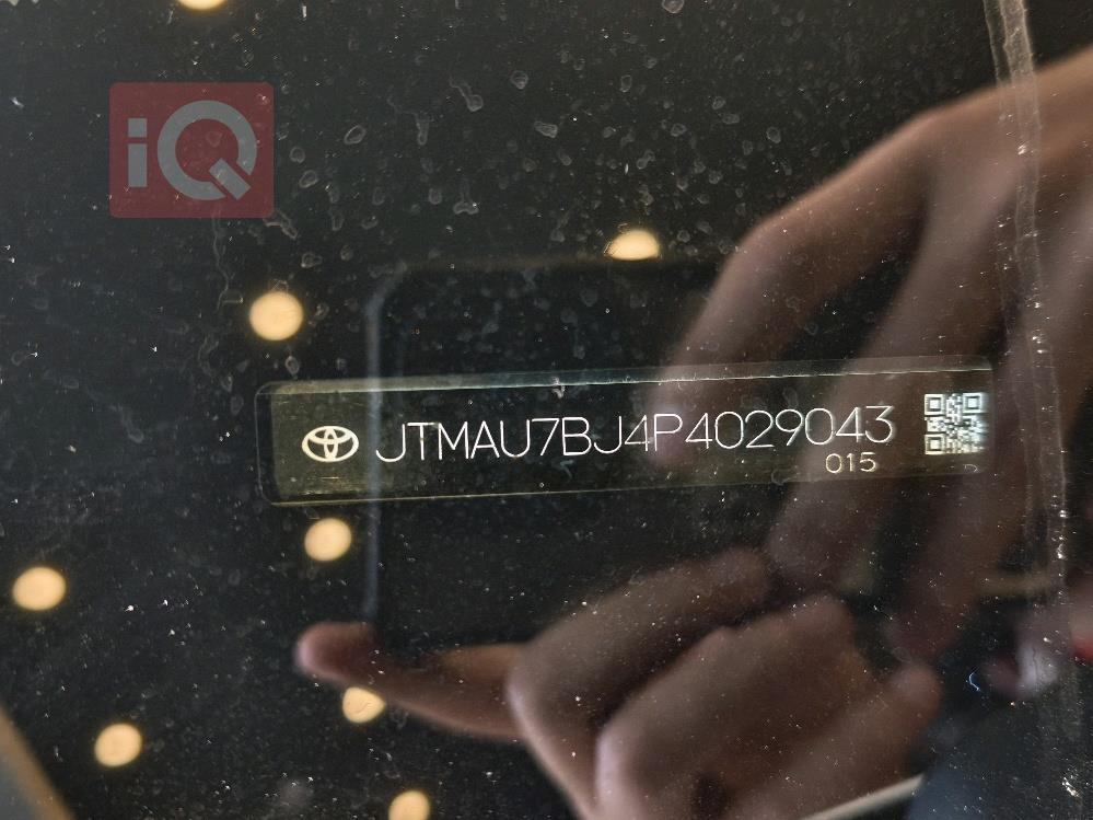 تويوتا لاندكروزر